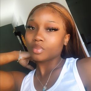 Meet your Posher, Donesha